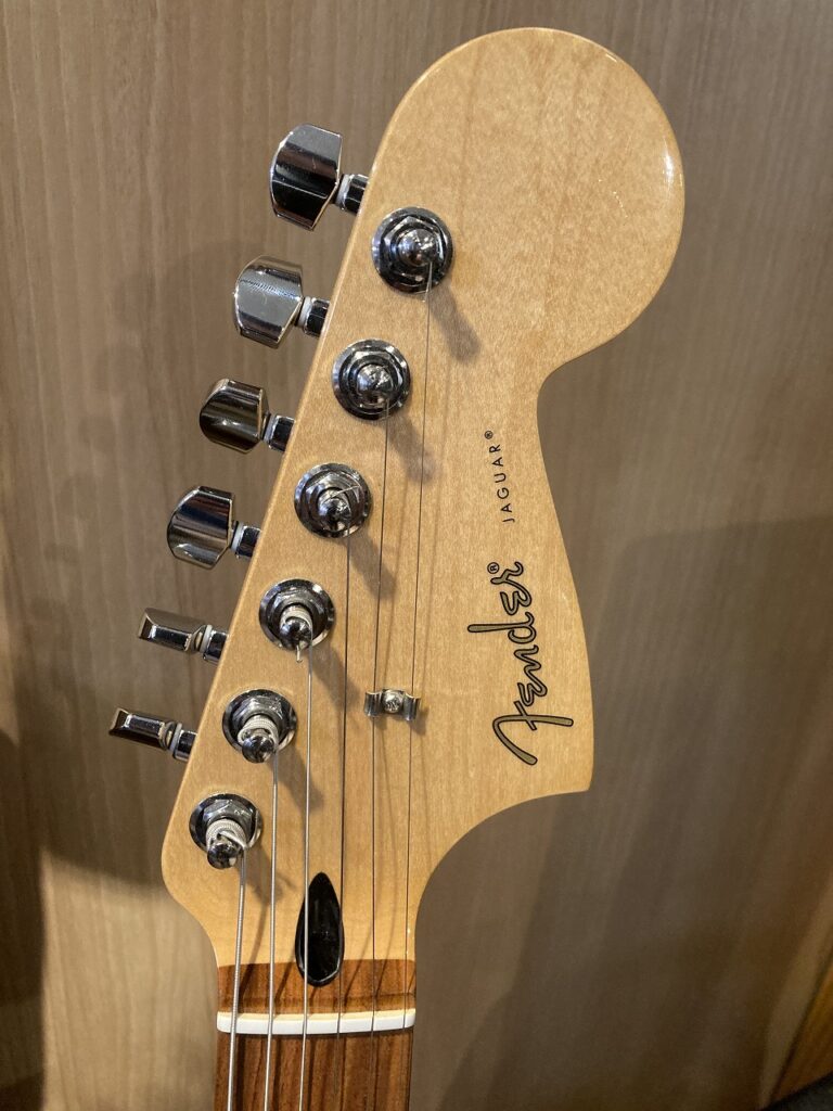 Fender PLAYER JUGER-1